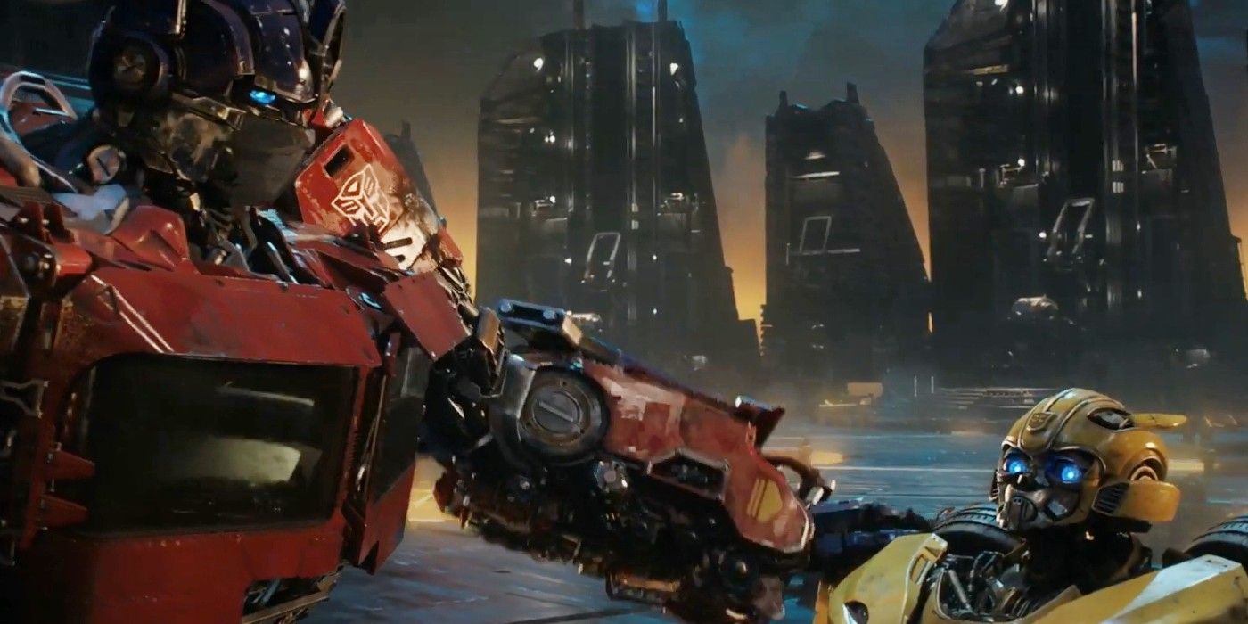 Optimus Prime in the Bumblebee Movie talking to Bumblebee