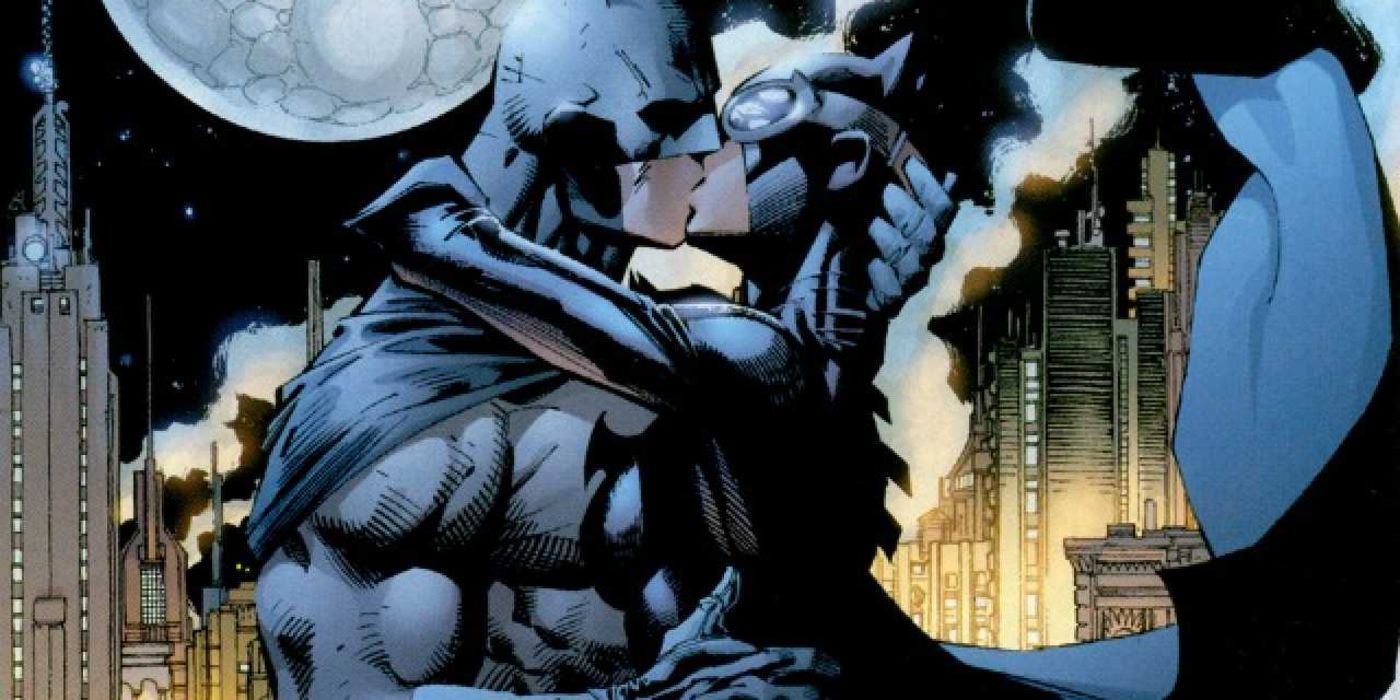 Batman And Catwoman Kiss