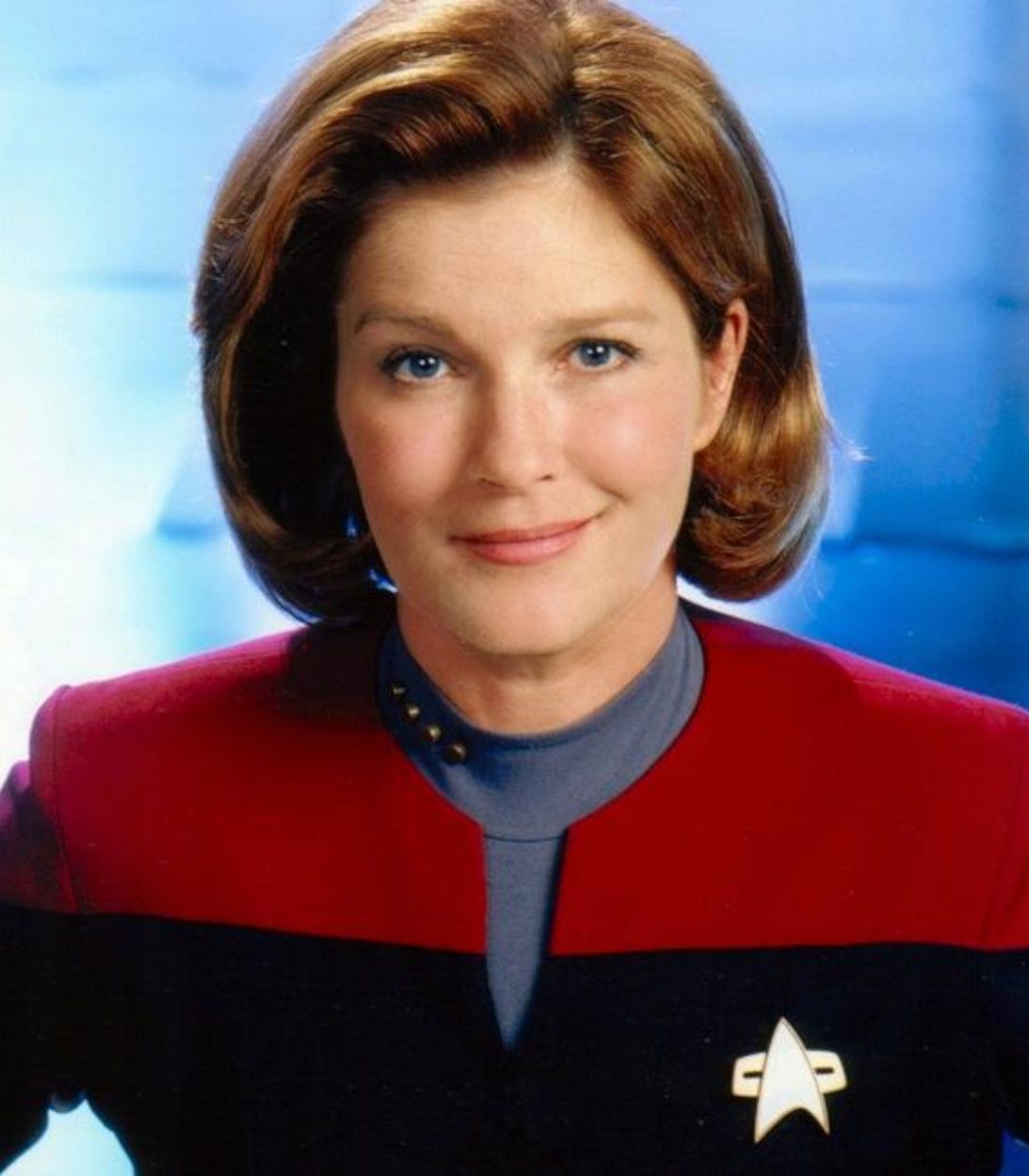 1093 Star Trek Voyager Kate Mulgrew as Captain Kathryn Janeway