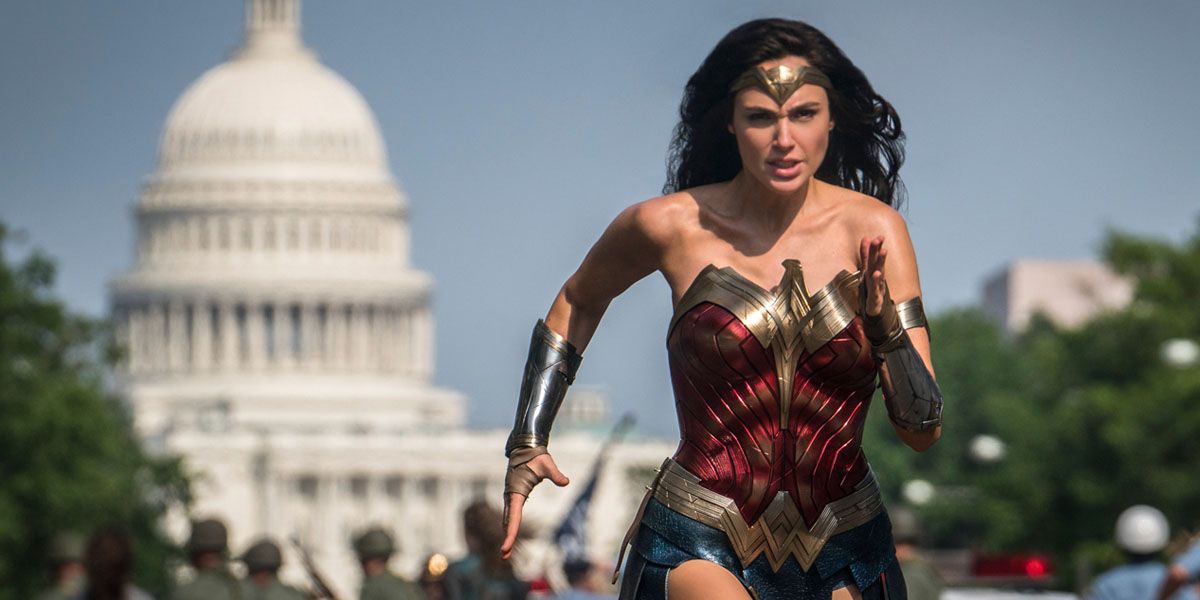 Wonder Woman running away from the White House