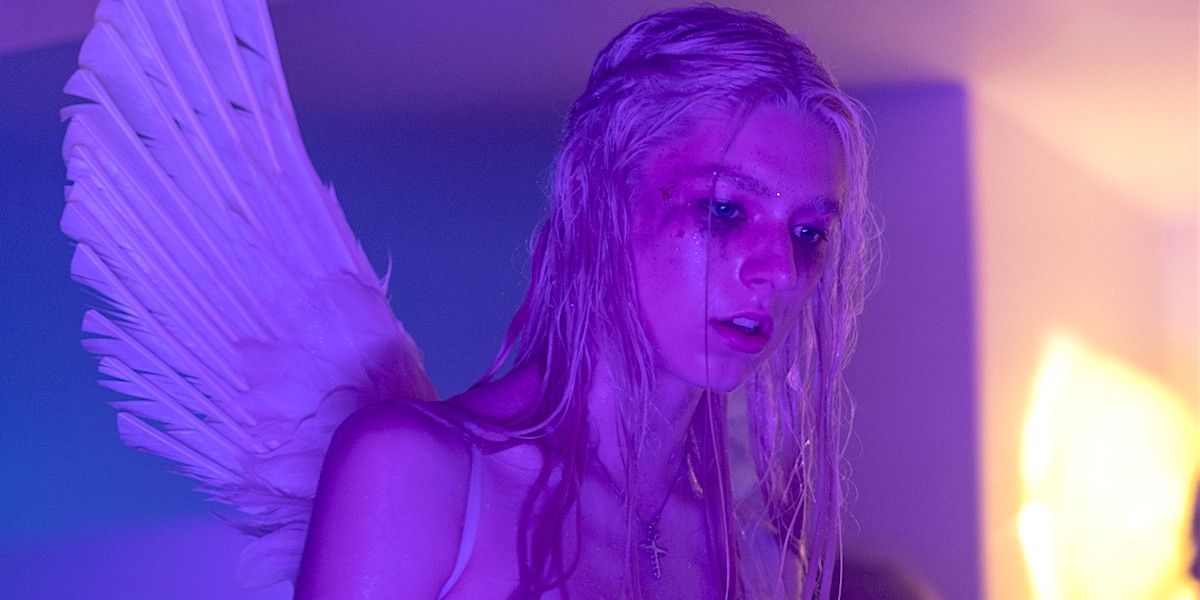 How Euphoria’s Second Special Perfectly Stylizes Jules’ Metamorphosis