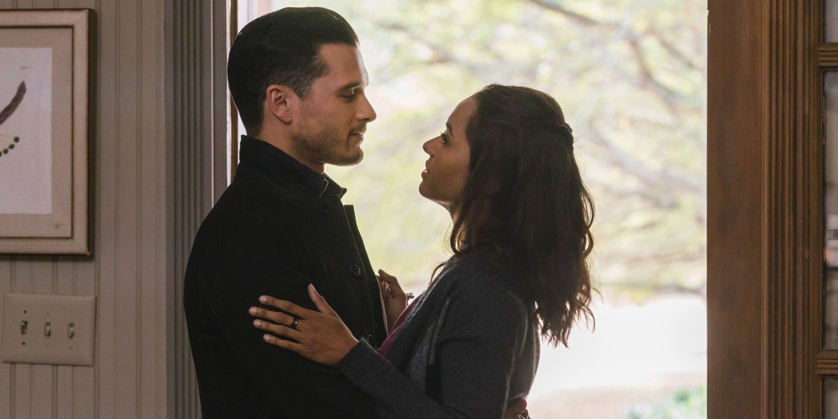 Enzo and Bonnie embrace in The Vampire Diaries.