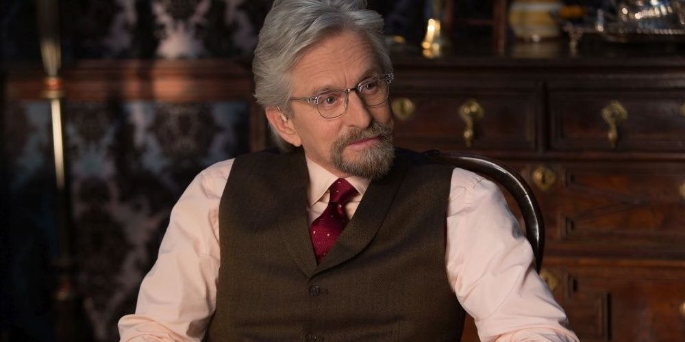 Hank Pym explains how the suit works in Ant-Man