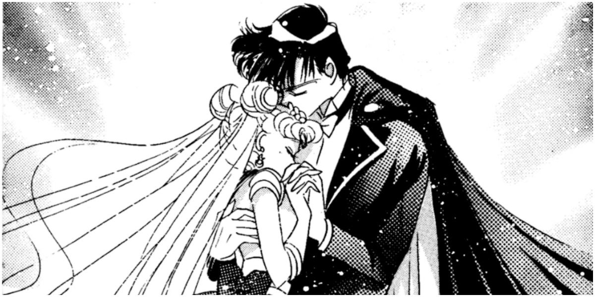 Sailor Moon and Tuxedo mask embracing from the Sailor Moon manga.