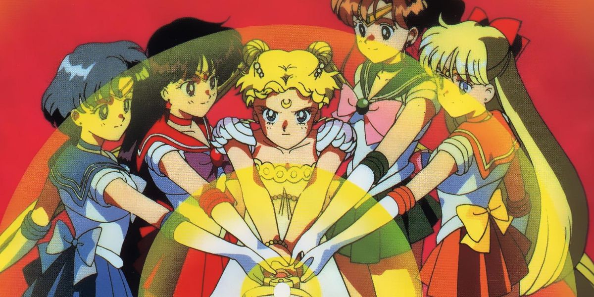 The Inner Senshi combine their powers to help Princess Serenity in Sailor Moon
