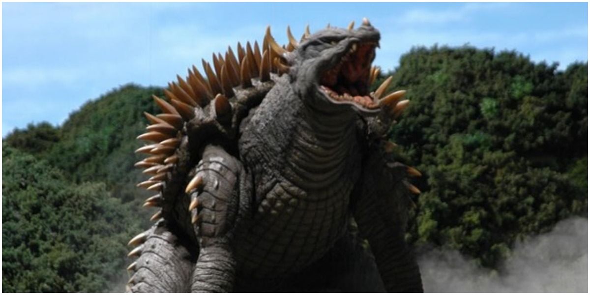 Anguirus está pronto para a batalha