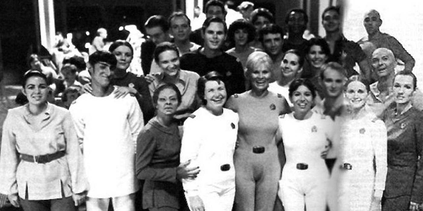 Behind The Scenes Extras Photos With Fans Star Trek The Motion Picture