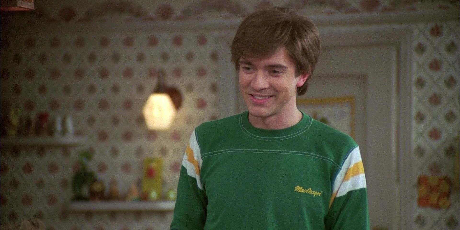 how old was eric in that 70s show season 1