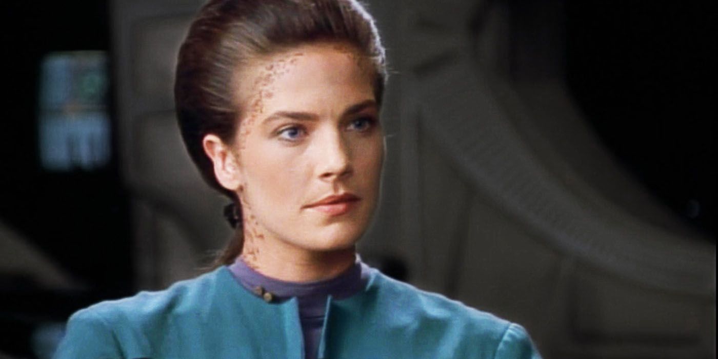 Star Trek: DS9's Jadzia Dax (Terry Farrell) with a serious expression on her face