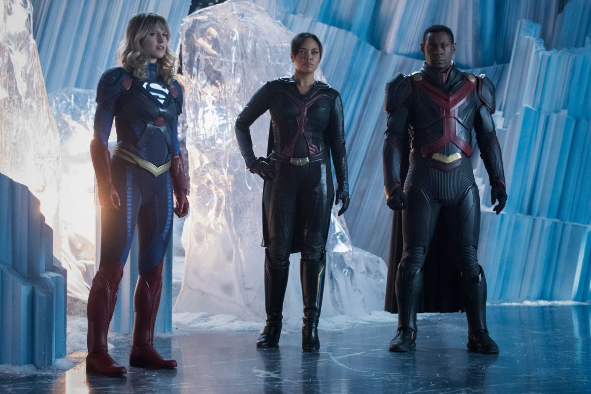 Supergirl e Lex se enfrentam na Fortaleza da Solidão nas fotos da 6ª temporada 13