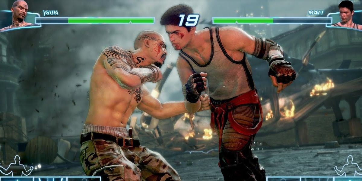 Two characters hitting one another in Fighter Within game.