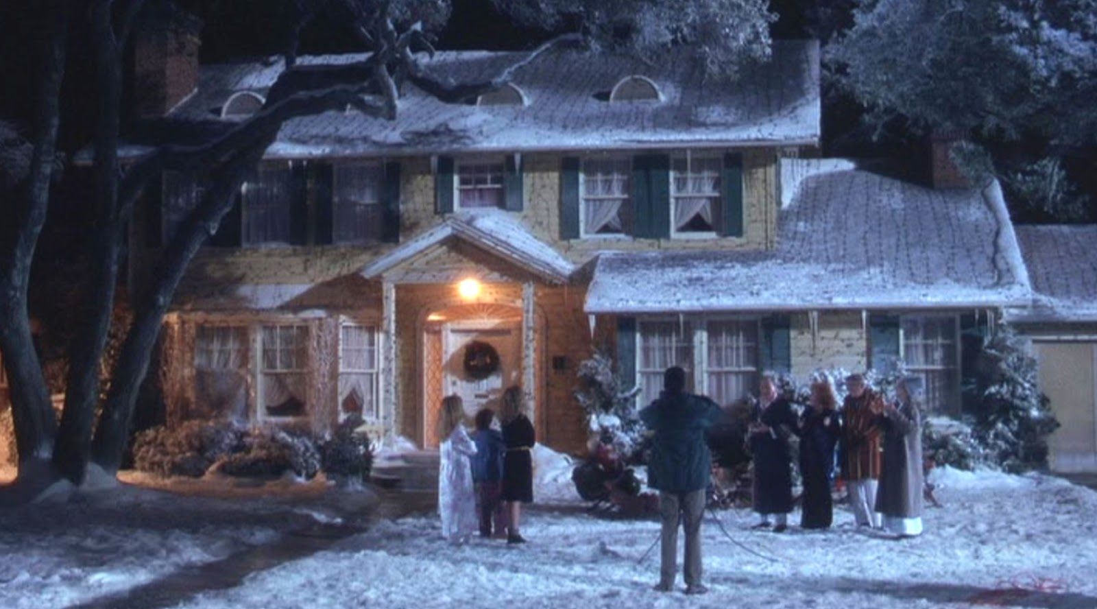 WandaVision's Home Is the Christmas Vacation's Griswold House