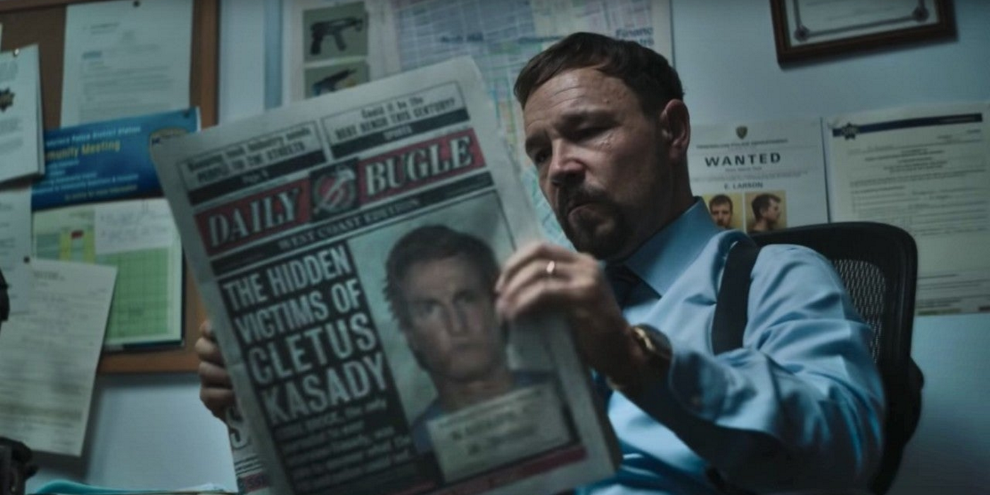 Detective Mulligan reading the Daily Bugle