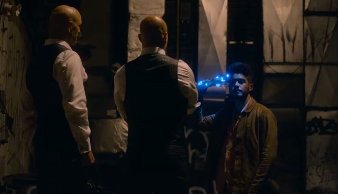 Jupiter's Legacy Hutch's Teleporting Power Rod Creates Major Plot Holes