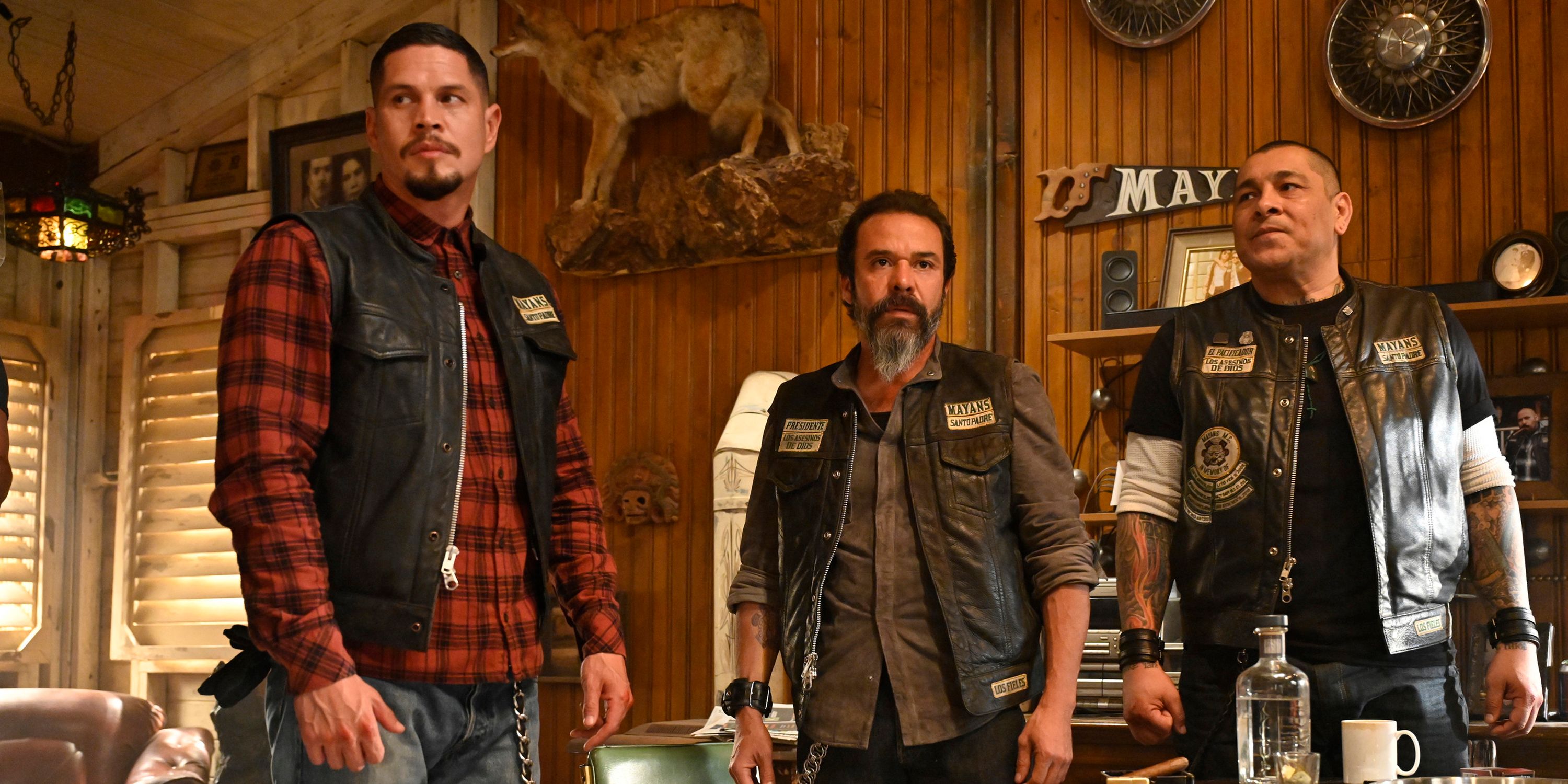 MAYANS M.C. -- &quot;Chapter the Last, Nothing More to Write&quot; -- Season 3, Episode 10 (Airs May 11) Pictured: (l-r) JD Pardo as EZ Reyes, Michael Irby as Obispo &quot;Bishop&quot; Losa, Frankie Loyal as Hank &quot;Tranq&quot; Loza. CR: Prashant Gupta/FX