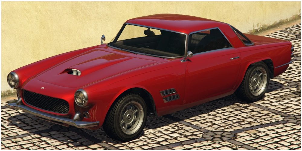 One of the classic cars that appears in Online