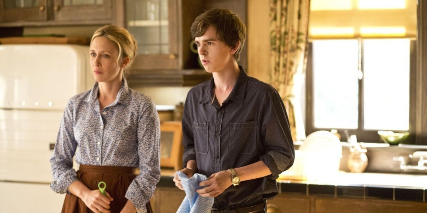 Norma and Norman Bates together in Bates Motel.