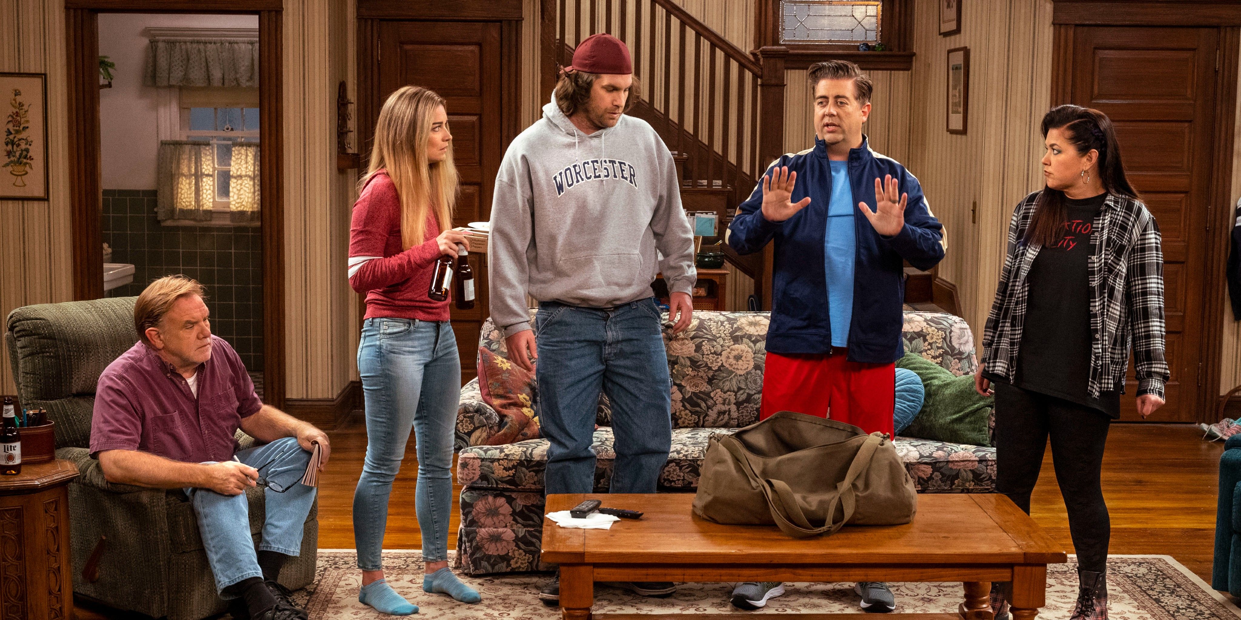 Kevin Can F**k Himself: Allison and Sam Are Getting Close Again