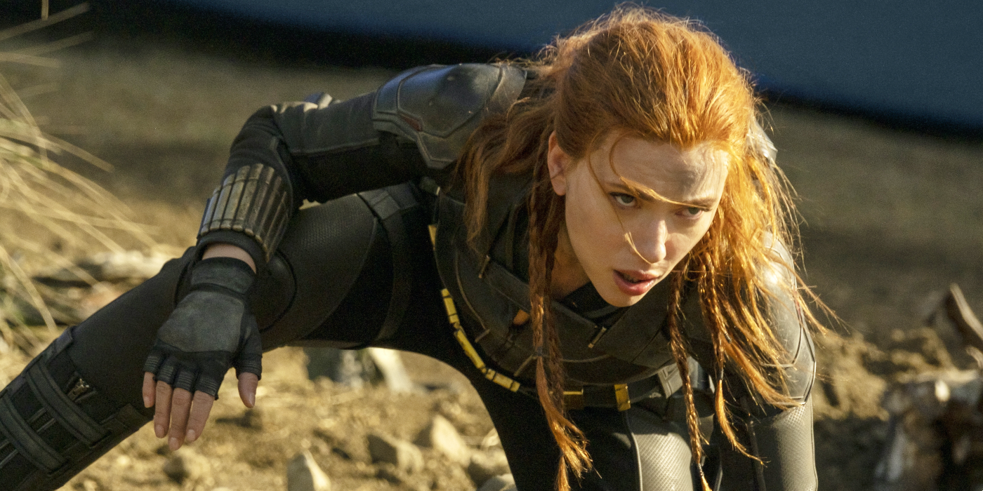Black Widow Openly Mocks Natasha S Sexualized Superhero Landing