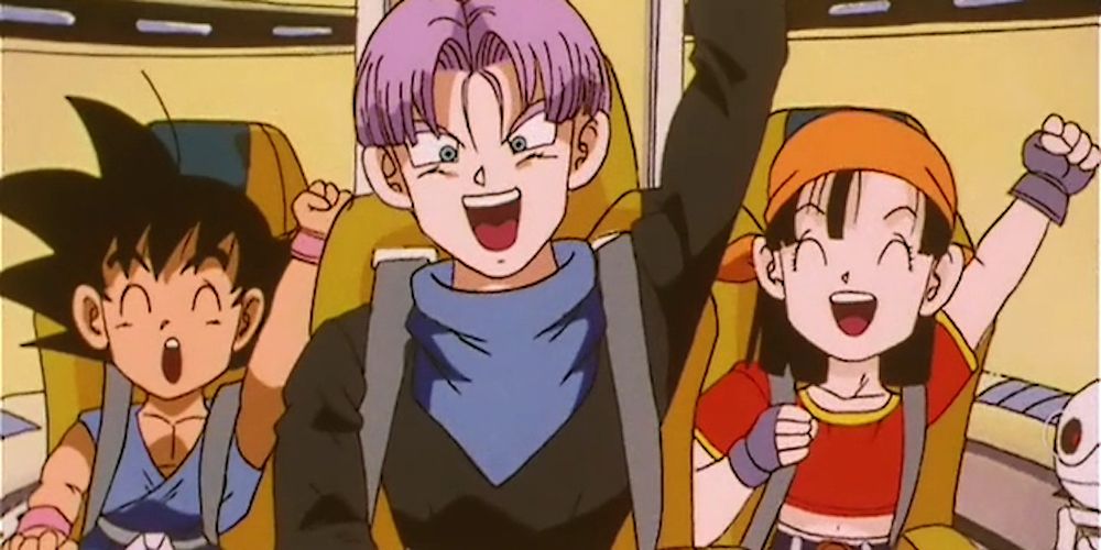Trunks travels with Goku and Pan in a spaceship in Dragon Ball GT