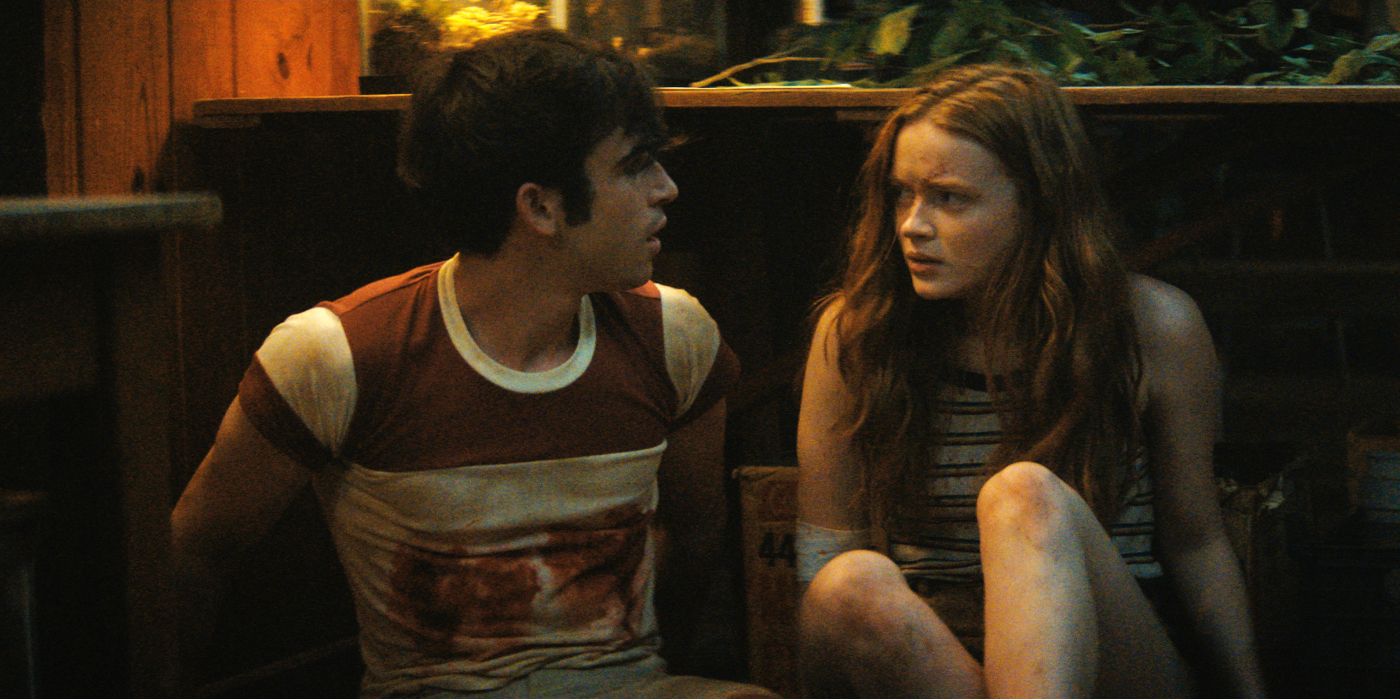 Nick (Ted Sutherland) and Ziggy (Sadie Sink) in Fear Street Part 2: 1978