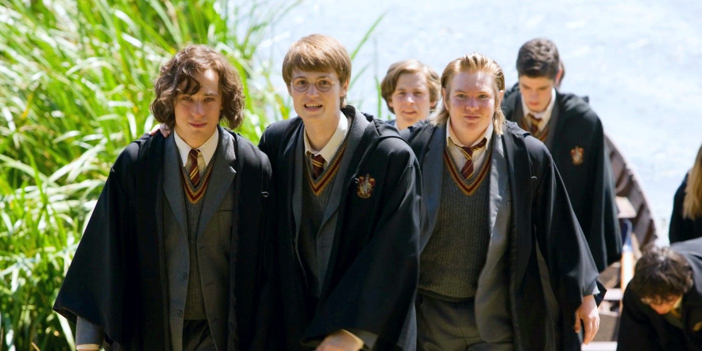 The Marauders climb a hill to bully Snape