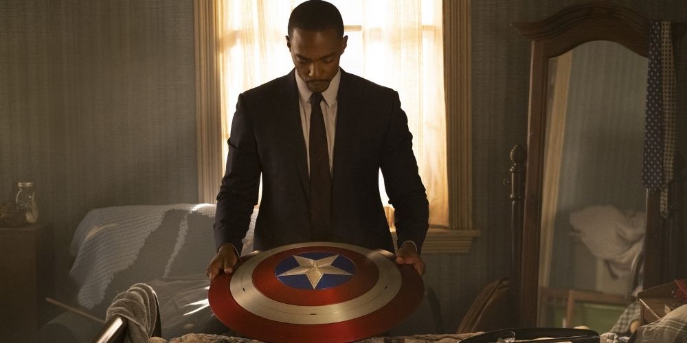 Sam Wilson holds Captain America's shield in Falcon and the Winter Soldier