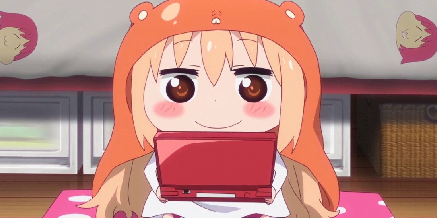 Umaru Plays On Her DS
