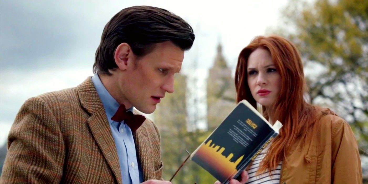 Amy watches the Eleventh Doctor read Melody Malone in Manhattan
