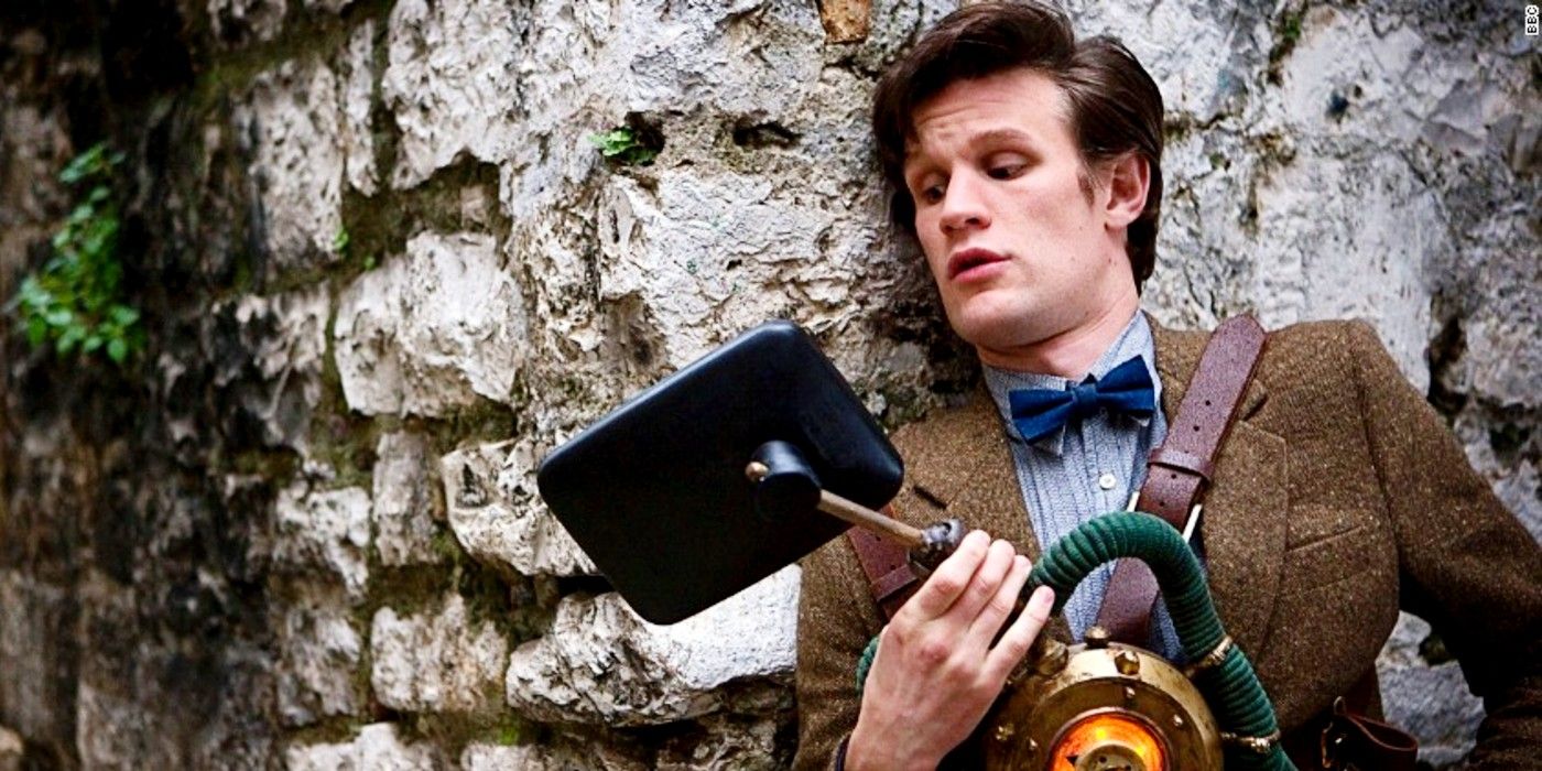 Eleventh Doctor using a device he invented.