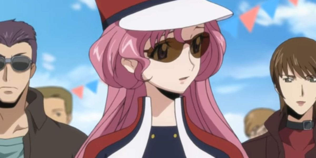 Euphemia in a hat and sunglasses