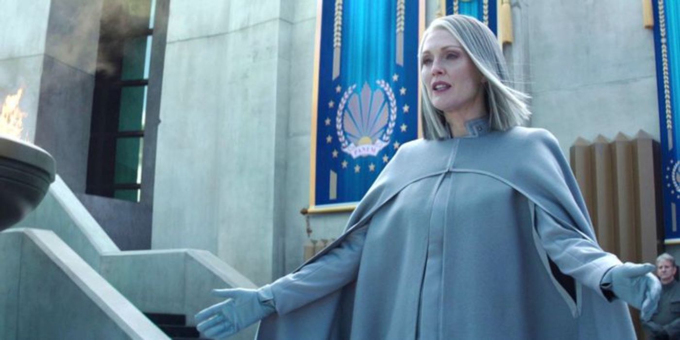 Julianne Moore as President Coin in The Hunger Games