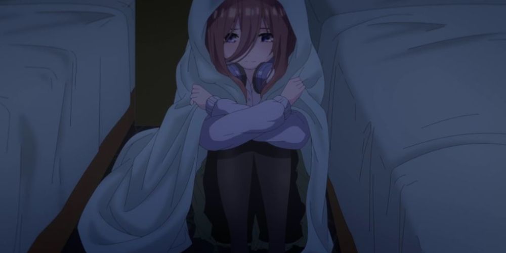 The Quintessential Quintuplets Miku Crying, Wrapped in Blanket