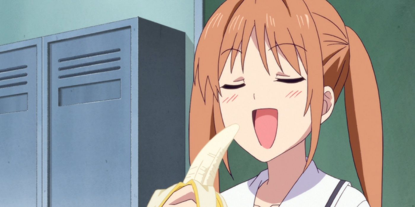 Yoshiko eating a banana, Aho Girl