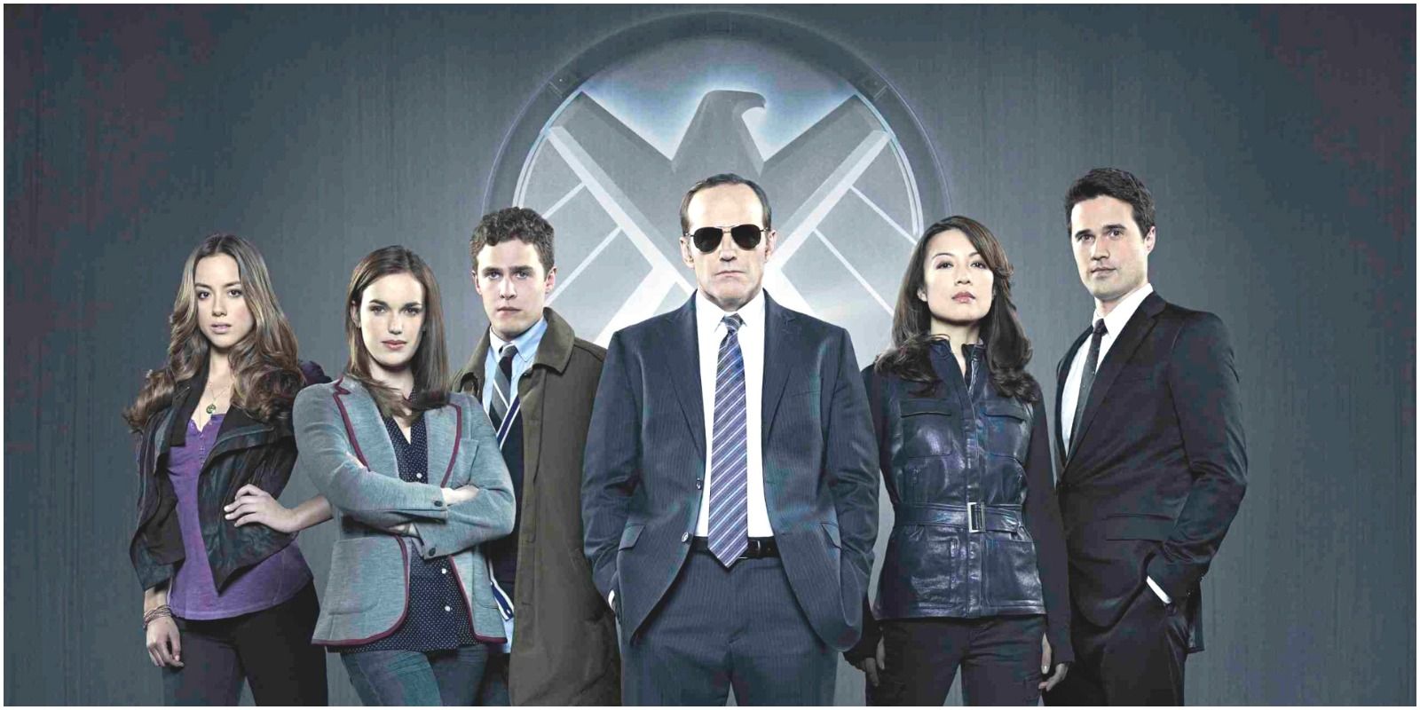 Coulson and his agents from season 1 of the show