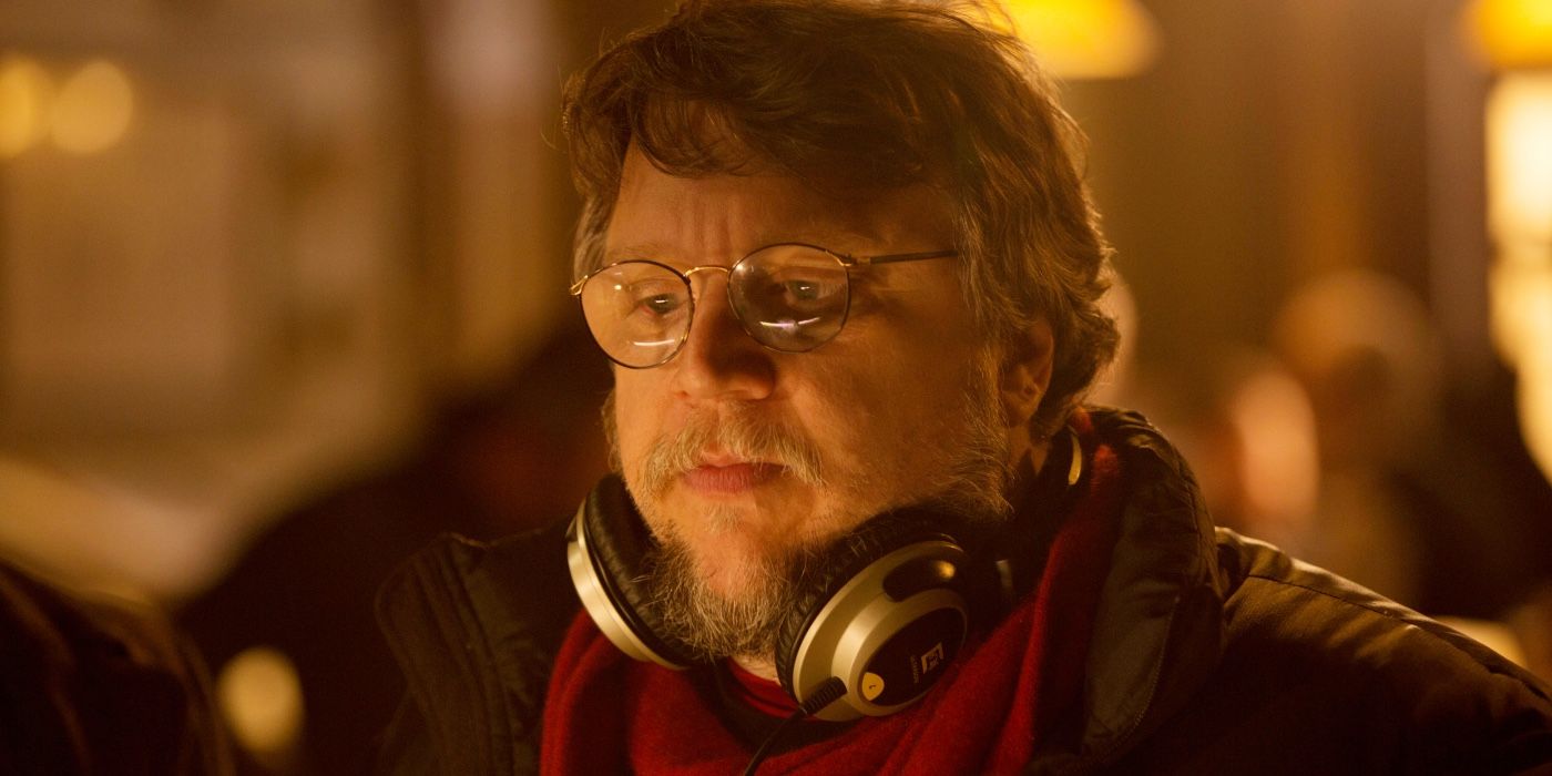 Guillermo del Toro on the Crimson Peak set
