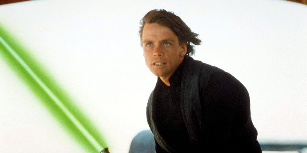 Luke Skywalker wielding his Green lightsaber in Return of the Jedi