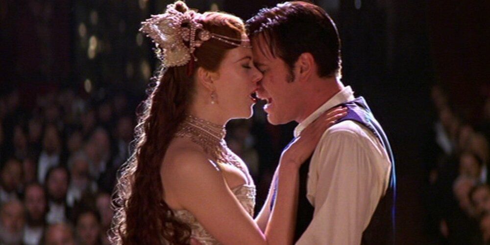 Satine and Christian sing together before her death Moulin Rouge
