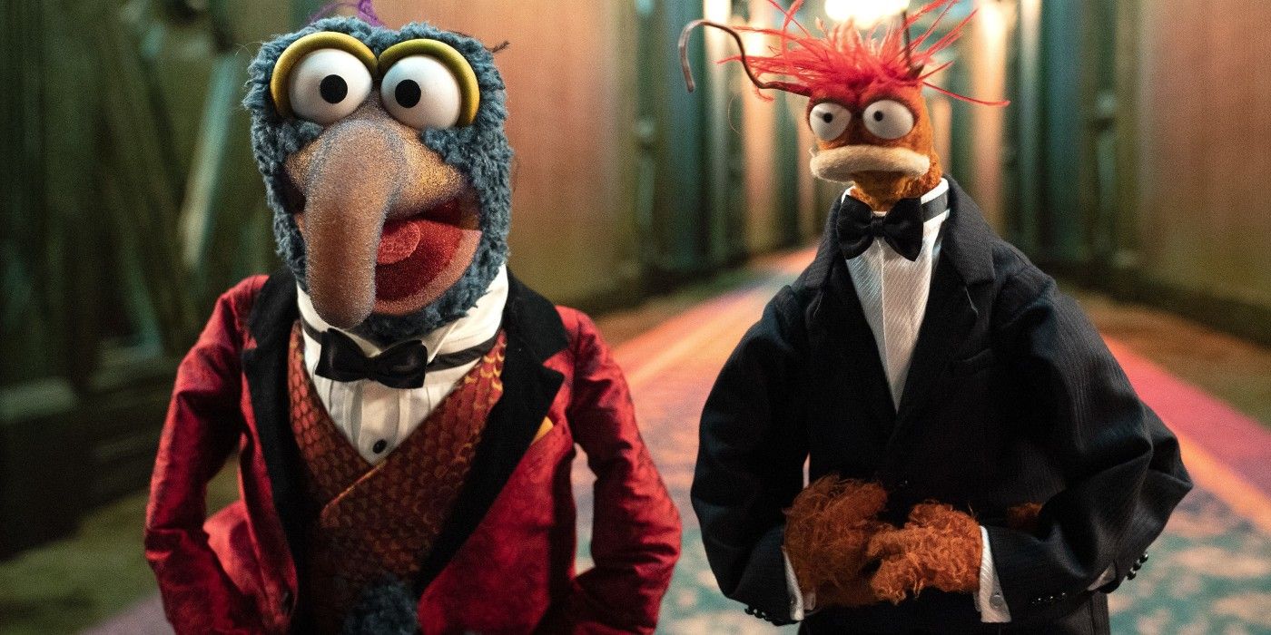 Gonzo and Pepe in Muppets Haunted Mansion
