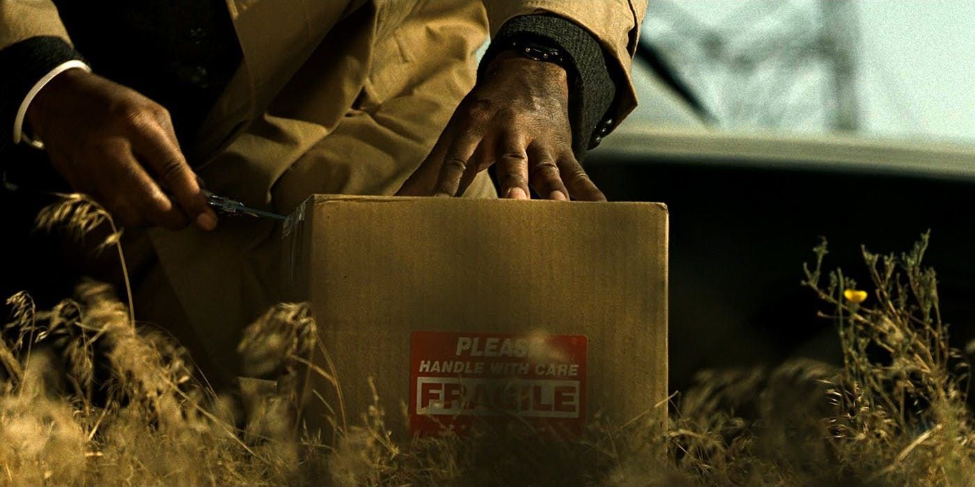 Somerset opens the box at the end of Se7en movie