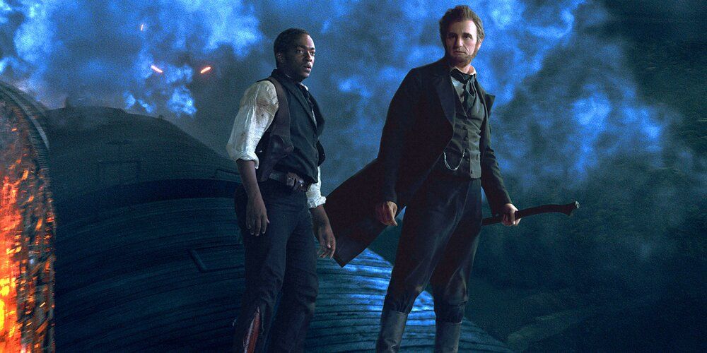 Abraham Lincoln and William Johnson stand side-by-side in Abraham Lincoln: Vampire Hunter.