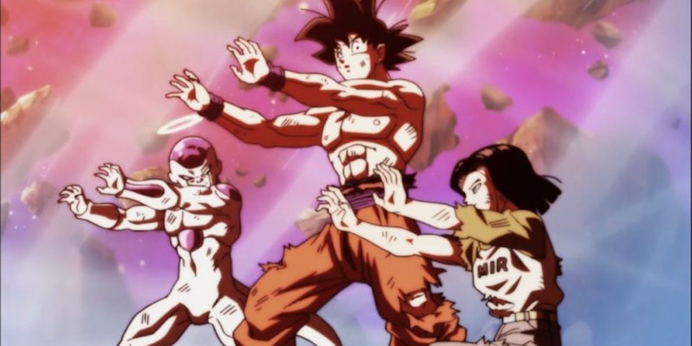 Goku, Freeza e Android 17 trabalham juntos no Torneio de Poder em Dragon Ball Super.