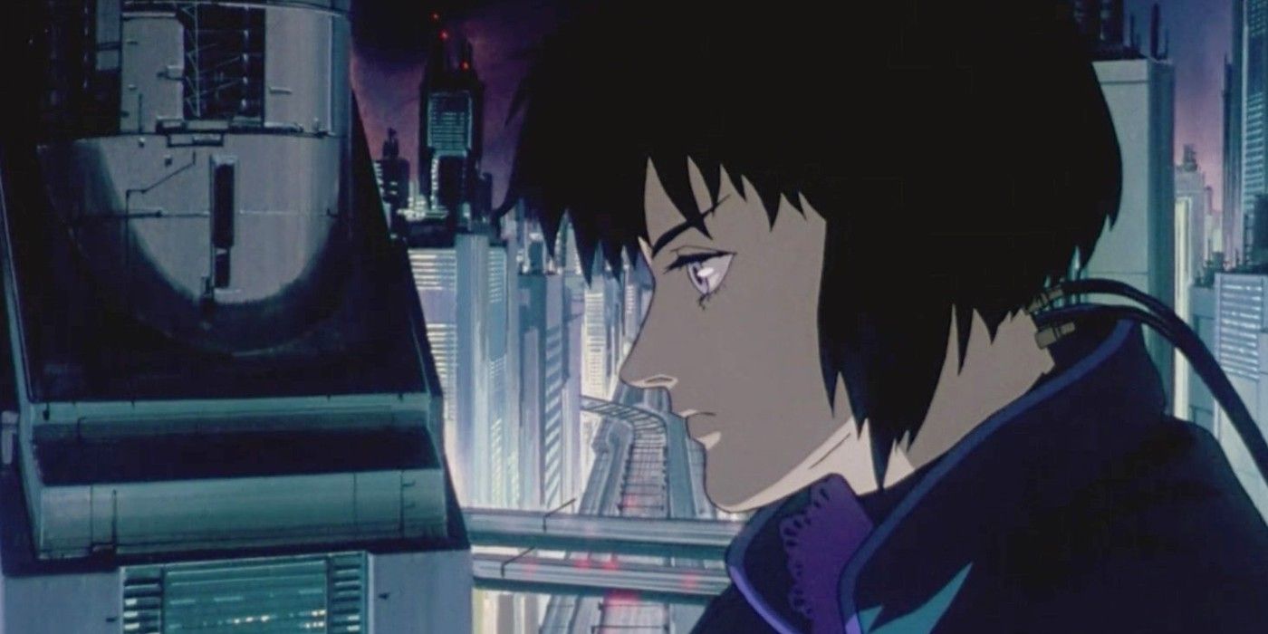 Major Kusanagi Stakes Out A Target In Ghost In The Shell