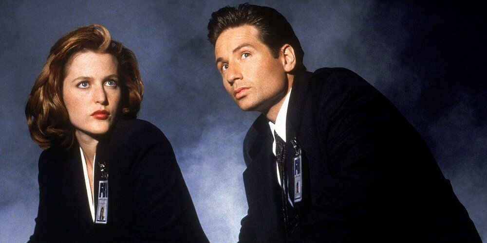 Fox Mulder and Dana Scully together in the X-Files