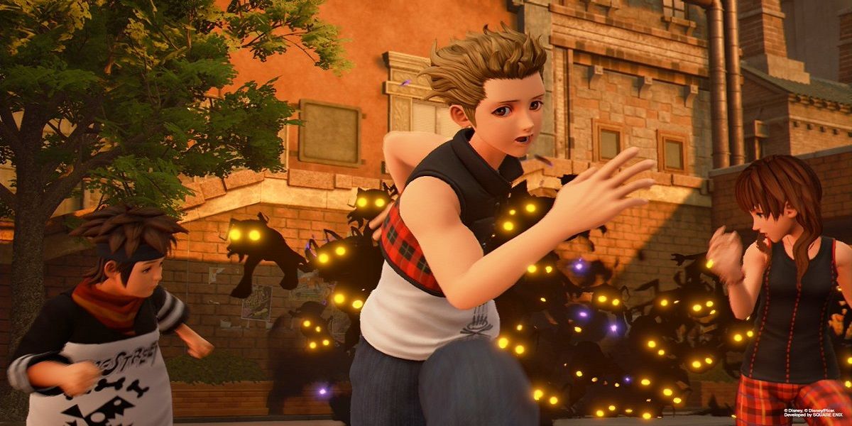 Pence, Hayner, and Olette get chased by heartless