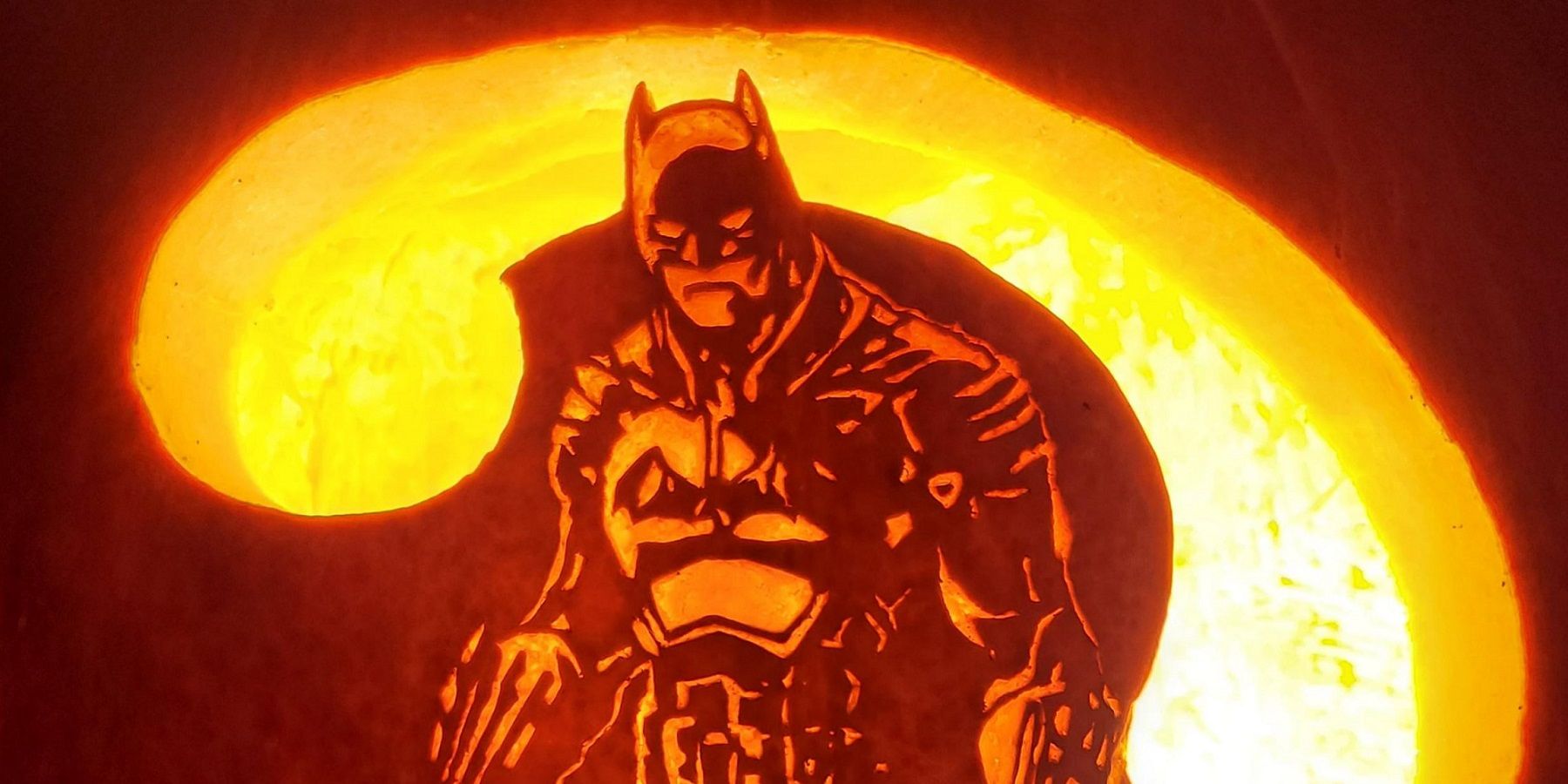 The Batman Fan-Carved Pumpkin Offers a Better Look at the Batsuit Than the  Trailers