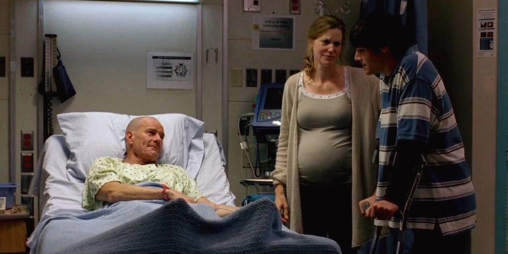Skyler and Walter Jr. visit Walt in hospital after his so-called 'fugue state' in Breaking Bad.