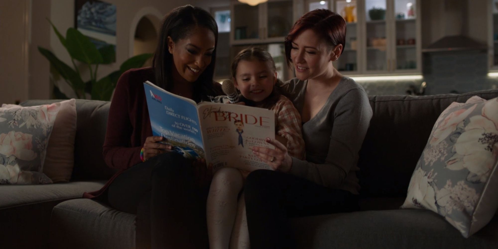 supergirl alex kelly and esme as a family