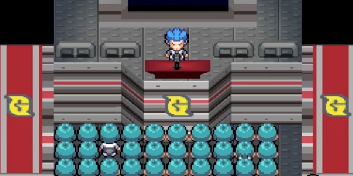 Cyrus gives a speech to his grunts in Pokemon Platinum