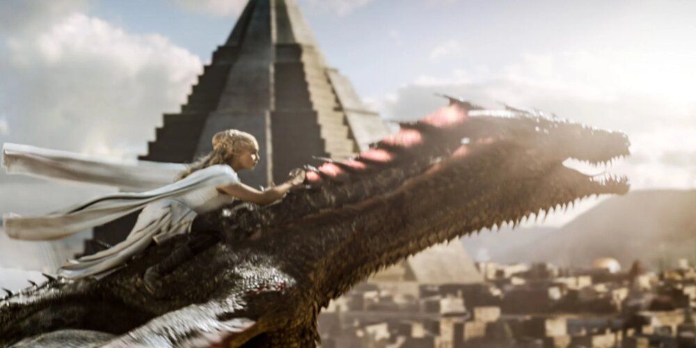 Daenerys flies Drogon through Meereen Game of Thrones